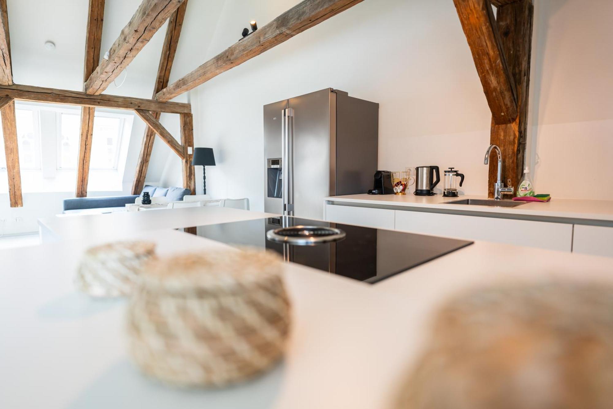 Central Living Apartments - Berggasse Виена Екстериор снимка