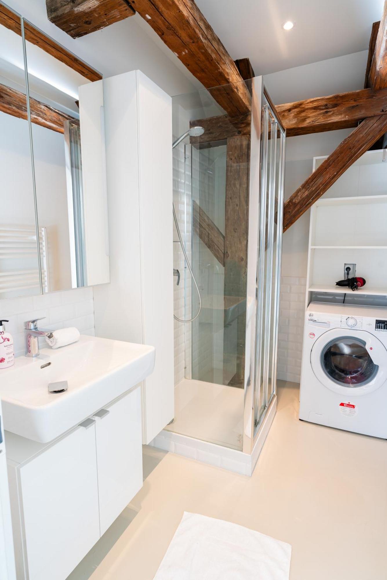 Central Living Apartments - Berggasse Виена Екстериор снимка